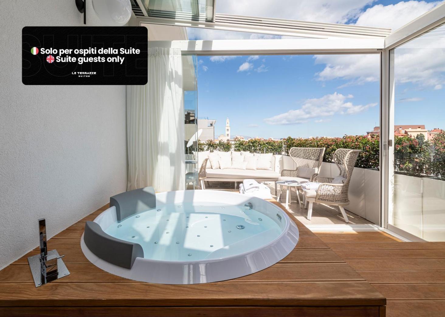 Le Terrazze Suites Бари Экстерьер фото